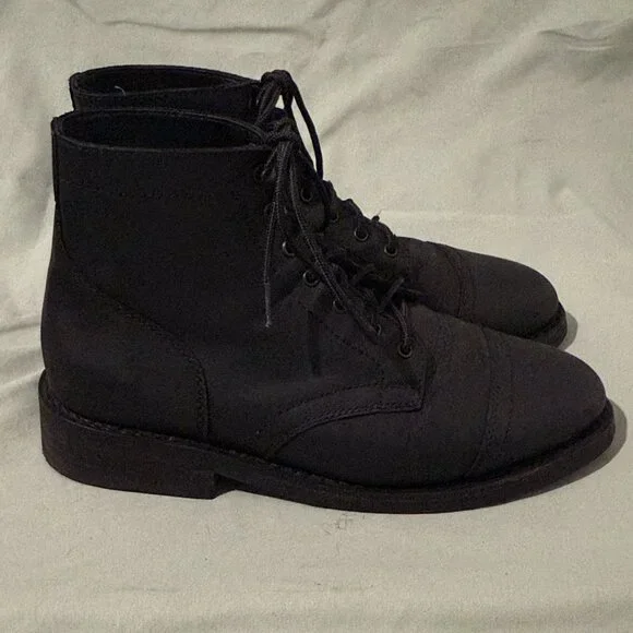 Thursday Boots - Captains 9 wide US - Picture 1 of 9